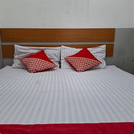 Oyo 93584 Rukotel South Tangerang Bagian luar foto