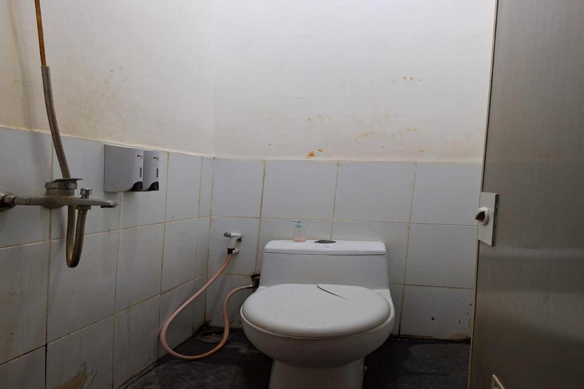 Oyo 93584 Rukotel South Tangerang Bagian luar foto