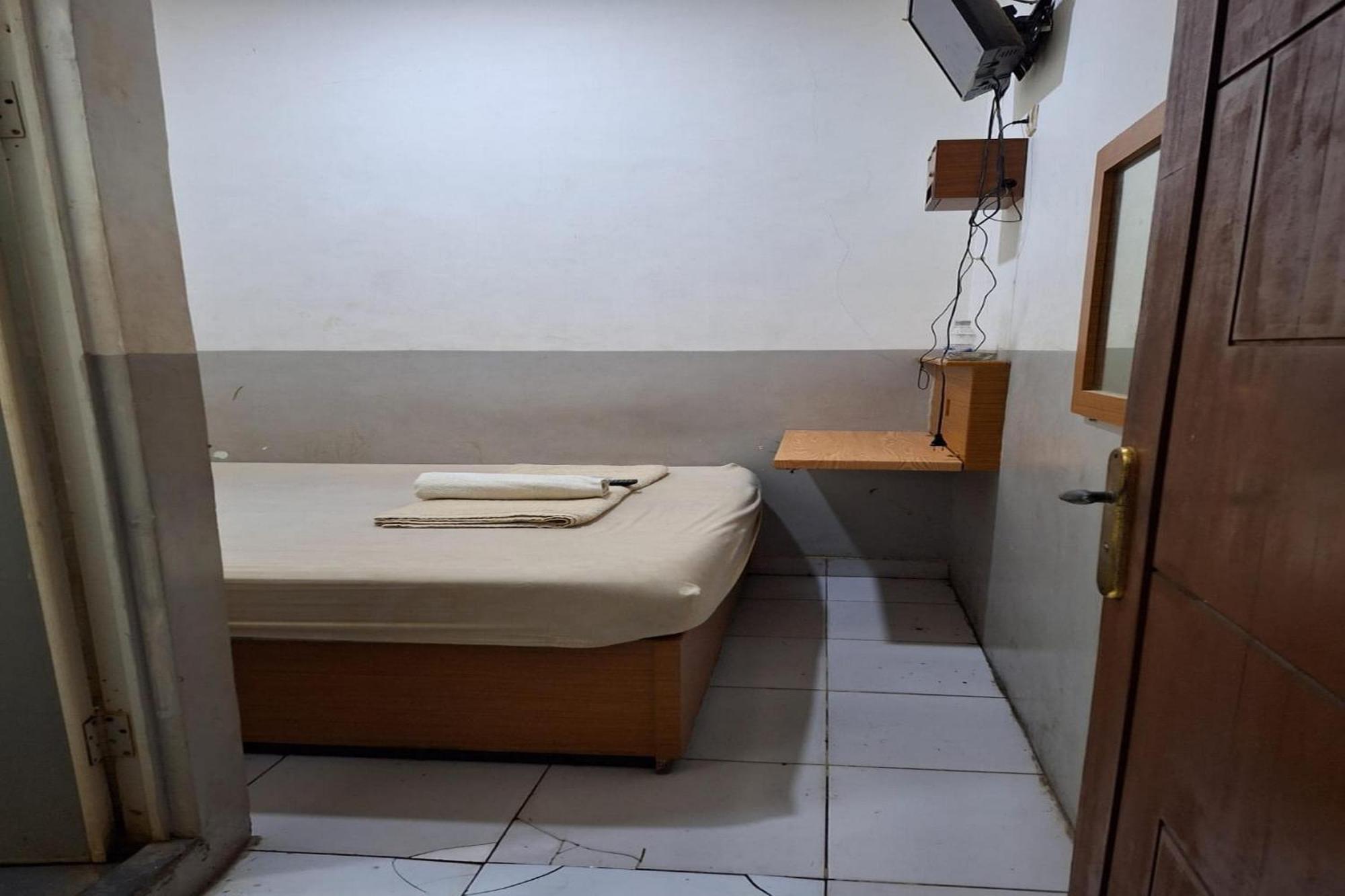 Oyo 93584 Rukotel South Tangerang Bagian luar foto