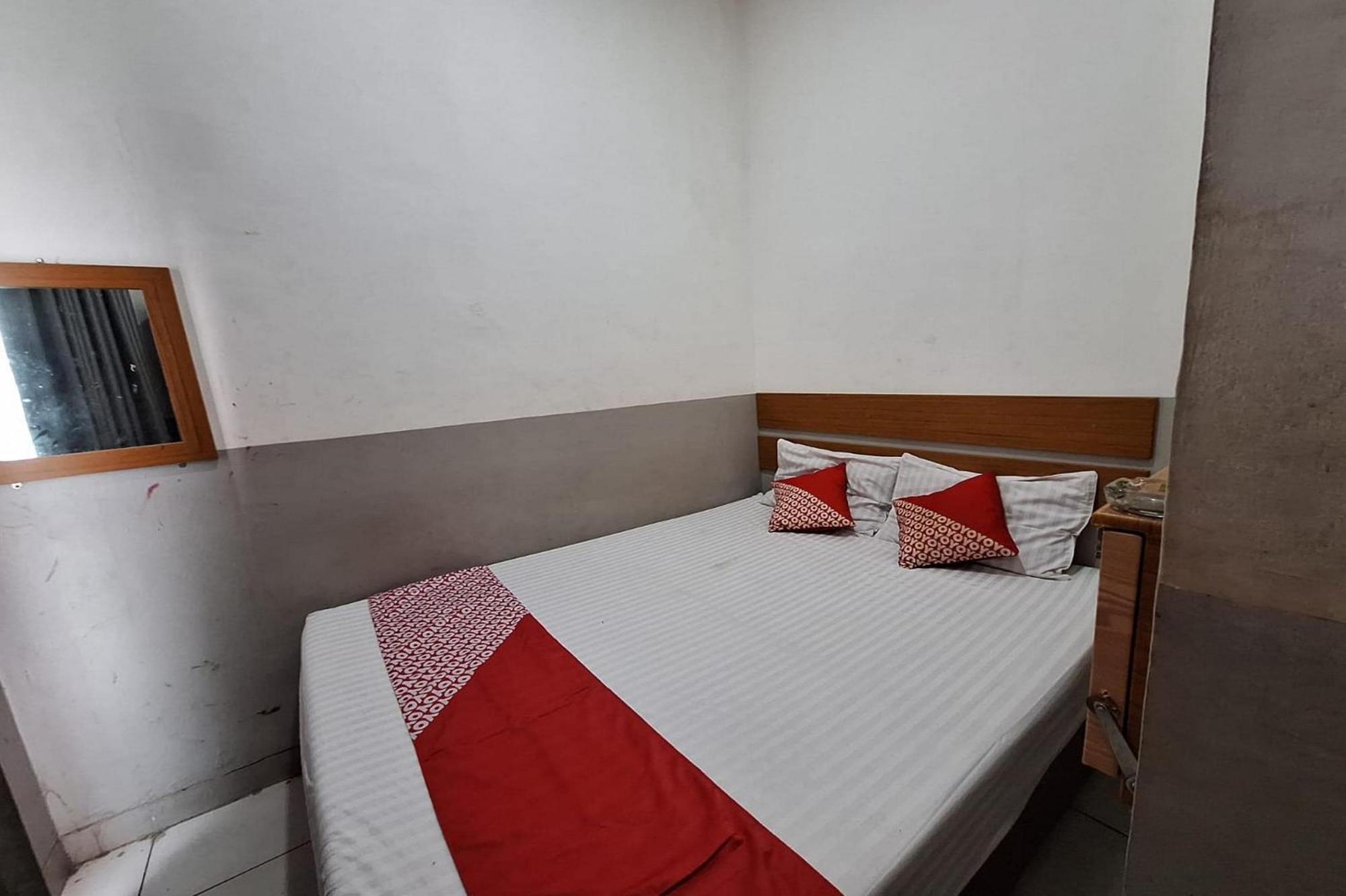 Oyo 93584 Rukotel South Tangerang Bagian luar foto