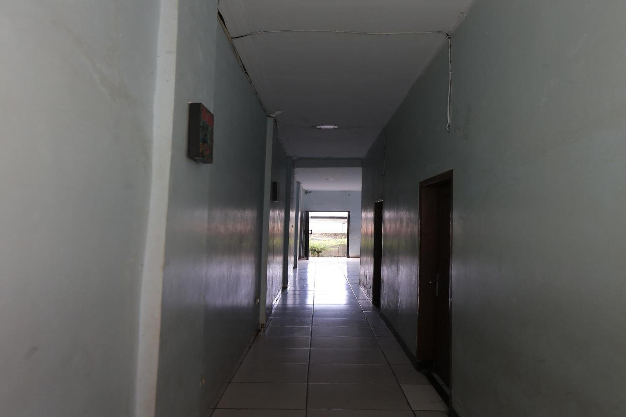 Oyo 93584 Rukotel South Tangerang Bagian luar foto