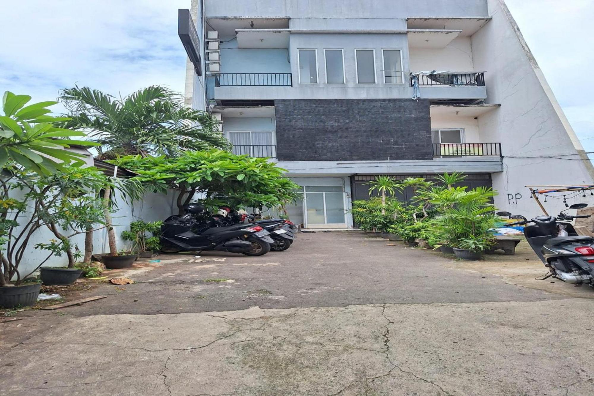 Oyo 93584 Rukotel South Tangerang Bagian luar foto